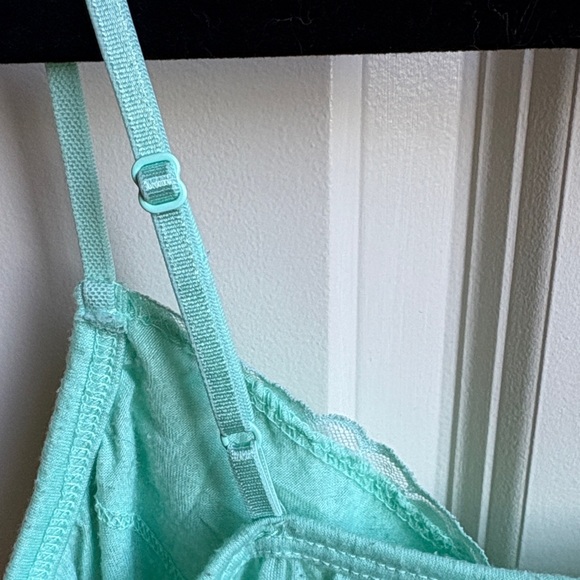 Maurices Light Green Lace Cami Top - Picture 5 of 6